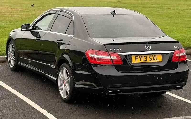 Used Mercedes E220 170 HP (125 kW) 2013 Black Sedan