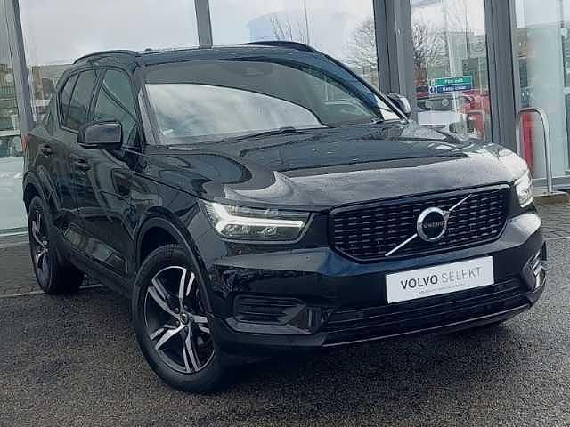 Used Volvo XC40 R-Design 163 HP (119 kW) 2022 Black SUV