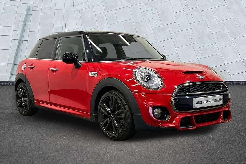 Used Mini Cooper S Hatch 189 HP (139 kW) 2017 Red Hatchback