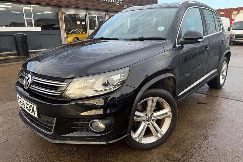 Black Used 2015 VW Tiguan R-line SUV | £5,790 (Fair price) - Image 1/1