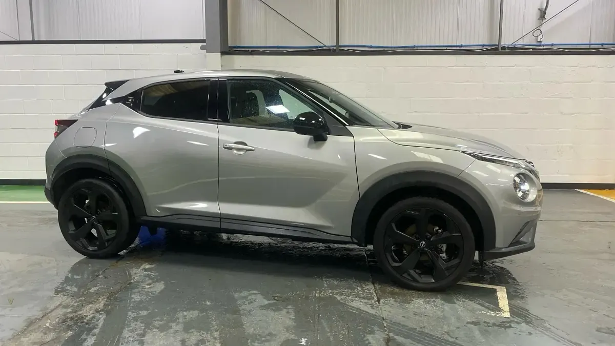 Used Nissan Juke Tekna 114 HP (83 kW) 2025 Silver SUV