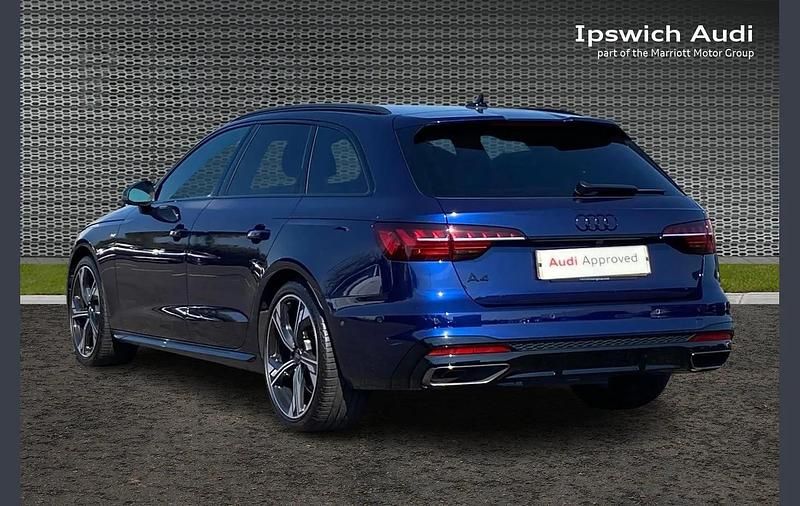 Used Audi A4 Black Edition 147 HP (108 kW) 2024 Blue Estate