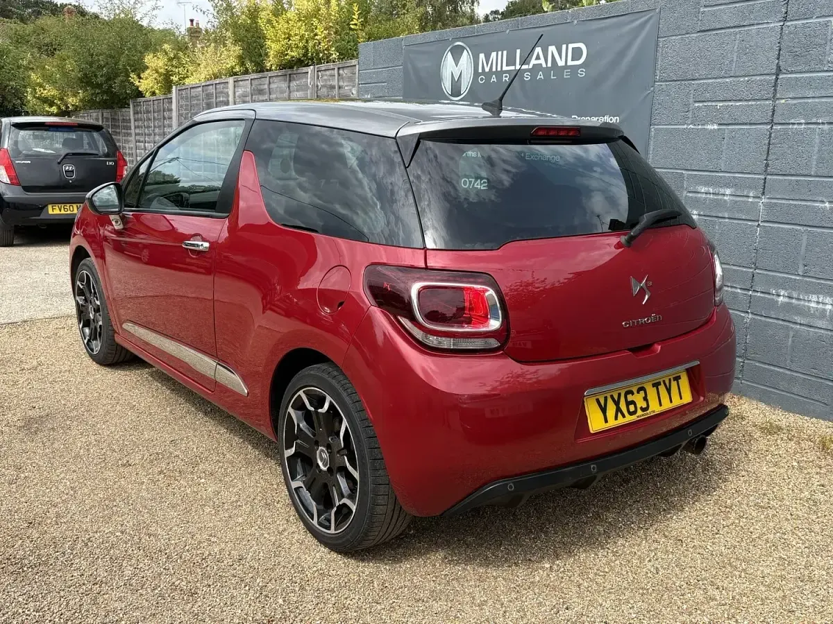 Used Citroën DS3 120 HP (88 kW) 2013 Red Hatchback