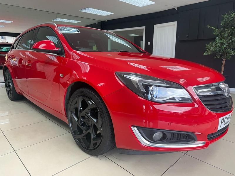 Red Used 2016 Vauxhall Insignia SRi Estate | £4,295 (Good price) - Image 1/4