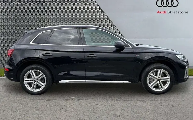 Used Audi Q5 S-Line 204 HP (150 kW) 2024 SUV