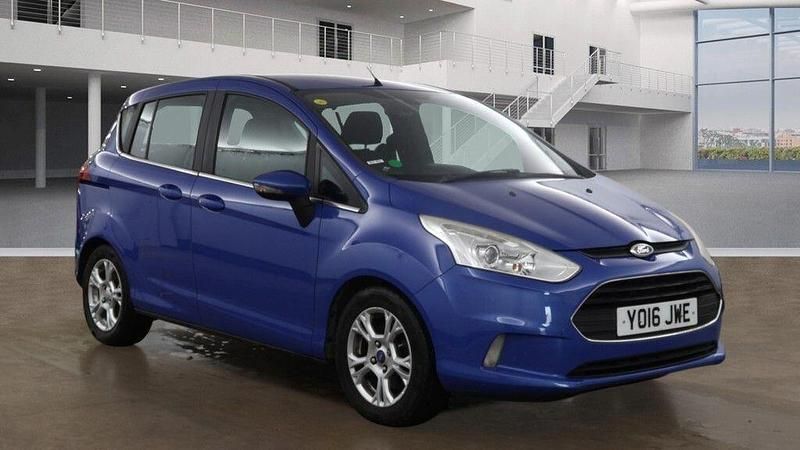 Used Ford B-MAX Zetec 95 HP (69 kW) 2016 Blue MPV