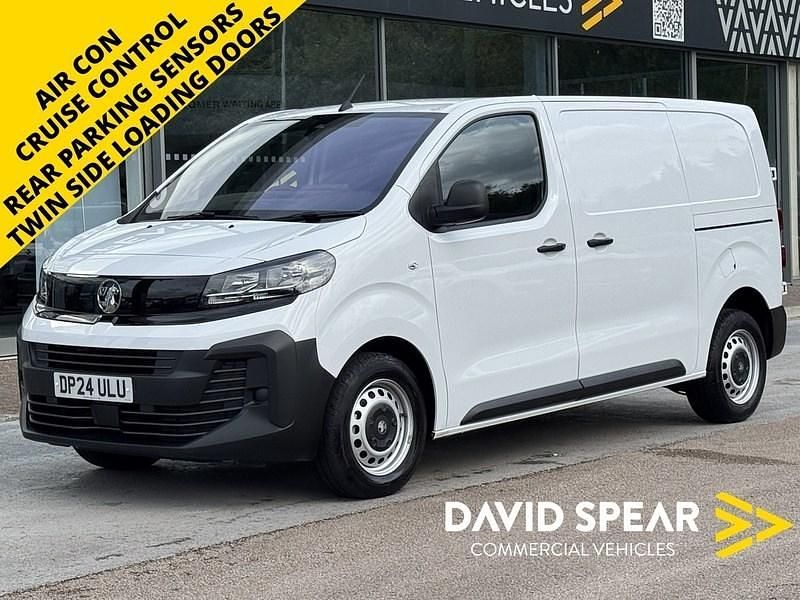 White Used 2024 Vauxhall Vivaro Van | £18,490 (A bit pricey) - Image 1/3