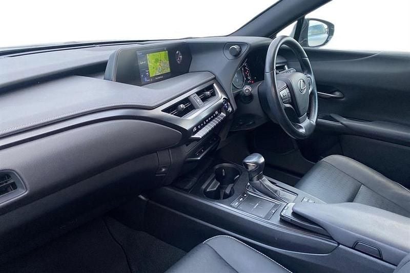 Used Lexus UX 250h 184 HP (135 kW) 2021 Grey SUV