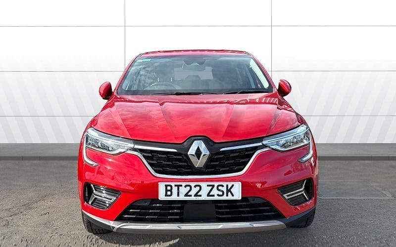 Używany Renault Arkana Iconic 145 KM (106 kW) 2022 Czerwony SUV