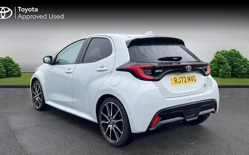 Used Toyota Yaris Hybrid Sport 116 HP (85 kW) 2022 Grey Hatchback