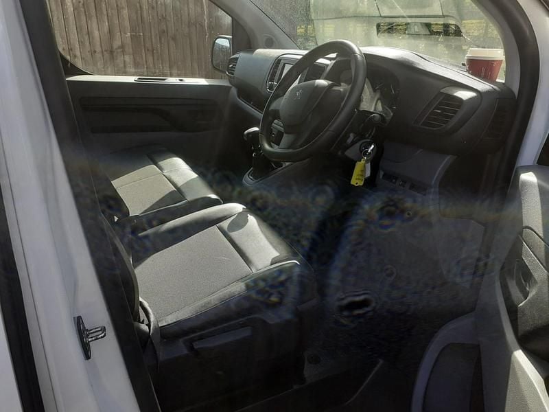 Used Peugeot Expert 2020 White Van