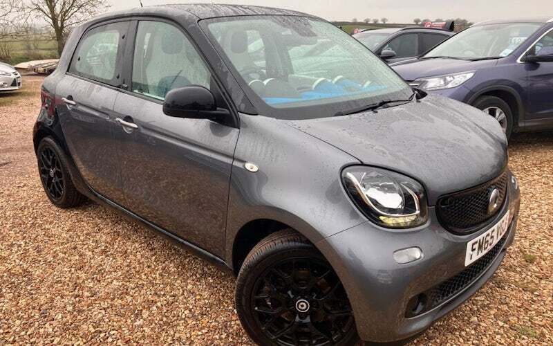 Grey Used 2016 Smart ForFour Premium Hatchback | £5,595 (Fair price) - Image 1/4