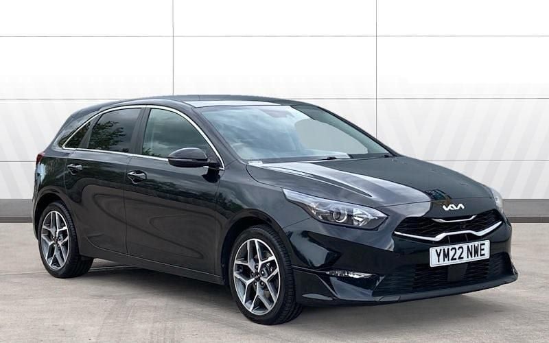 Black Used 2021 Kia Ceed 3 Hatchback | £14,812 (Fair price) - Image 1/4