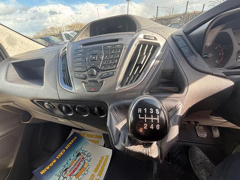 Usado Ford Transit Custom Trend 130 HP (95 kW) 2017 Branco Van