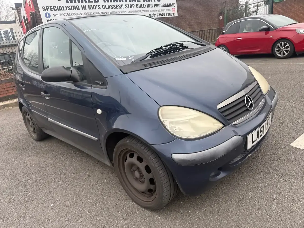 Used Mercedes A140 Classic 82 HP (60 kW) 2002 Blue Hatchback