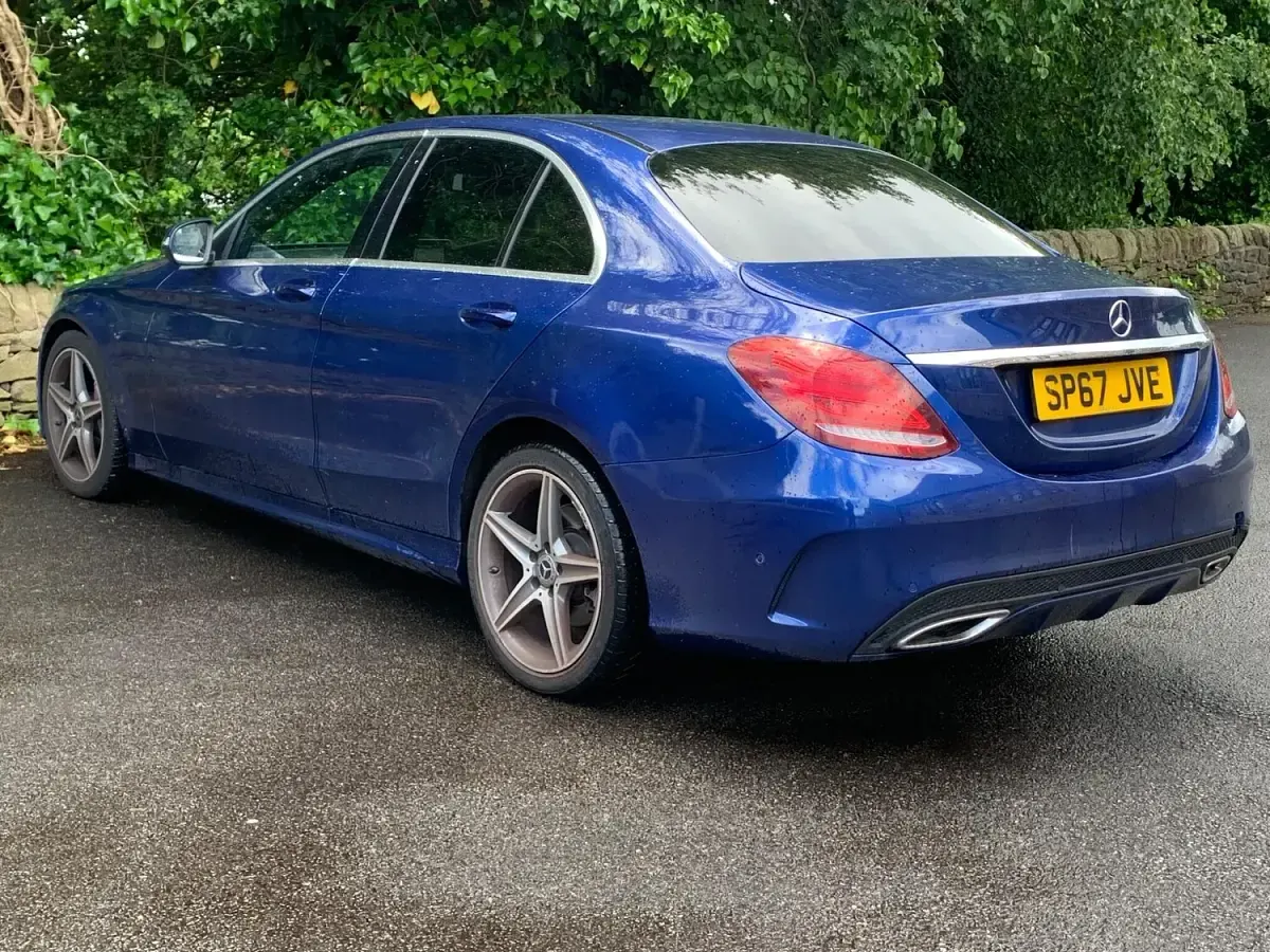 Used Mercedes C200 AMG line 2017 Blue Sedan