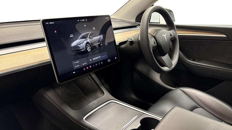 Używany Tesla Model Y Long Range AWD 378 kW (514 KM) 2023 Biały SUV