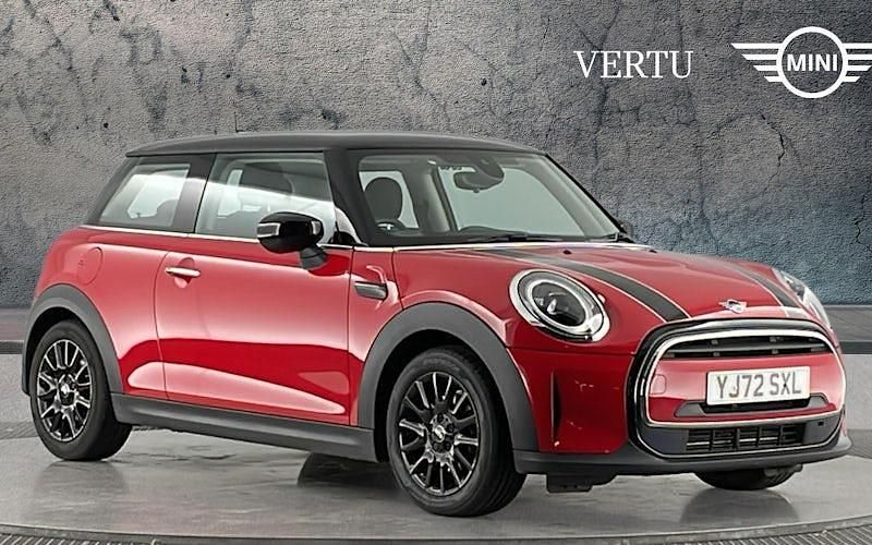 Used Mini Cooper Classic 136 HP (100 kW) 2022 Red Hatchback