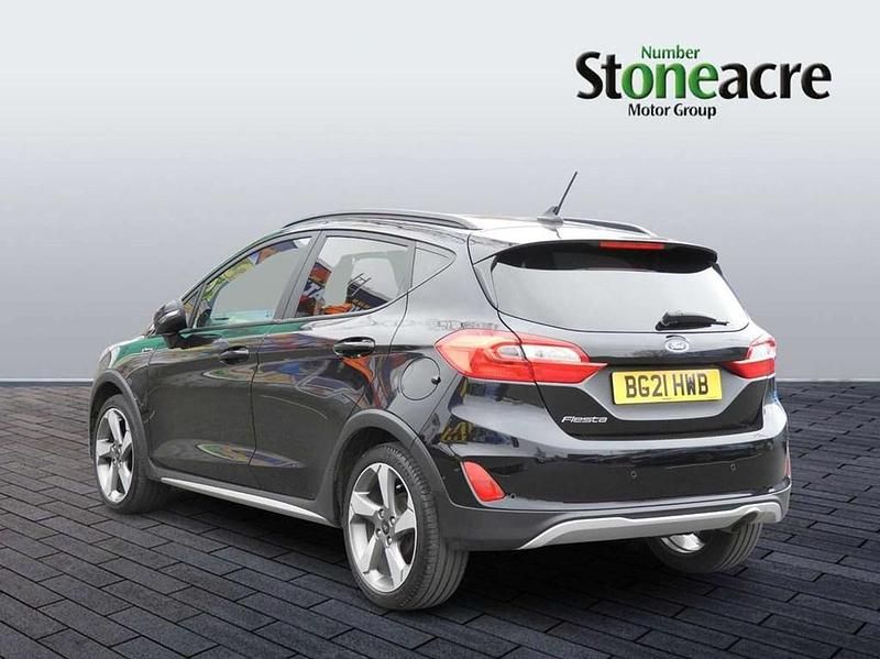 Second-hand Ford Fiesta Active 95 CP (69 kW) 2021 Negru Hatchback