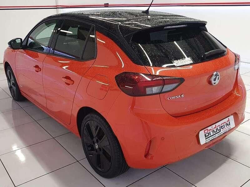 Used Vauxhall Corsa-e 100 kW (136 HP) 2021 Orange Hatchback