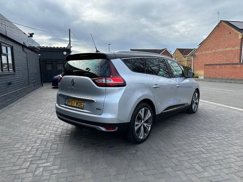 Usado Renault Grand Scénic IV Dynamique 2017 Preto Monovolume