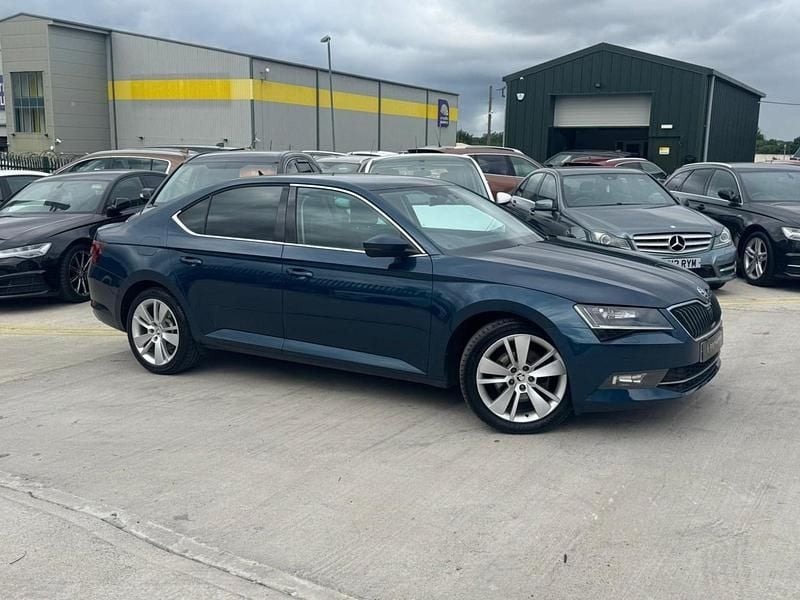 Blue Used 2016 Skoda Superb SE L Executive Hatchback | £8,750 (A bit pricey) - Image 1/4