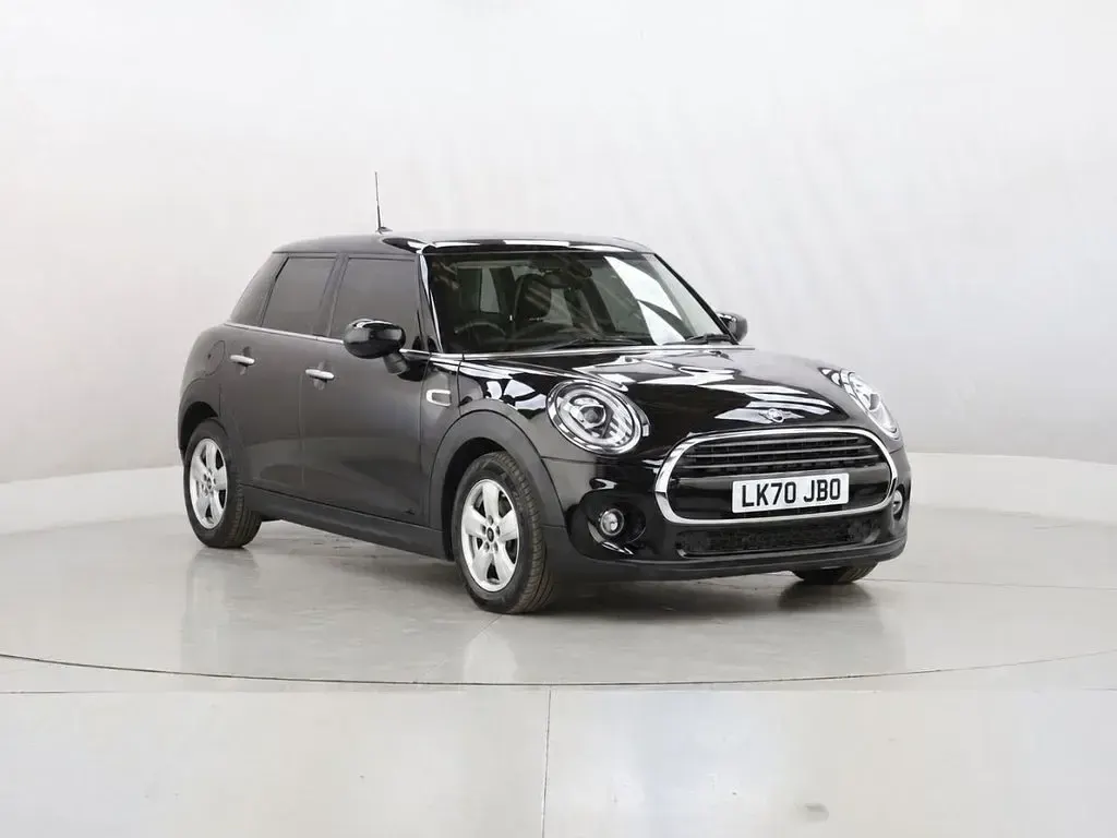 Used Mini Cooper Classic 136 HP (100 kW) 2020 Black Hatchback