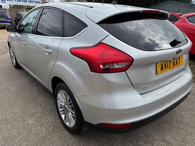 Used Ford Focus Zetec 2017 Silver Hatchback