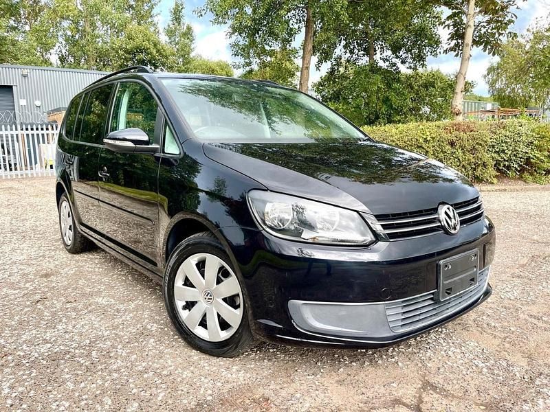 Black Used 2014 VW Touran MPV | £8,999 (Fair price) - Image 1/4