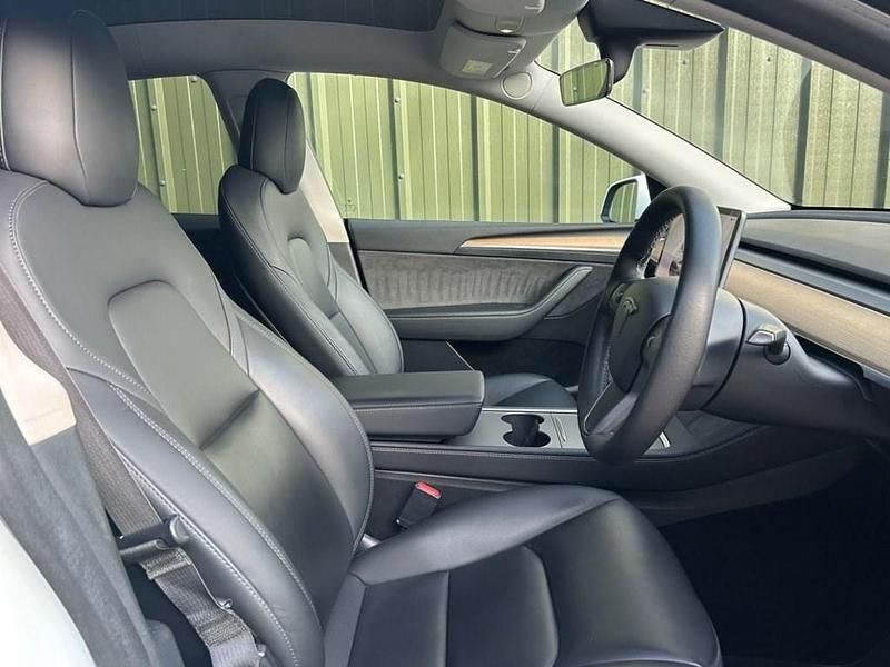 Used Tesla Model Y 282 kW (384 HP) 2022 White SUV