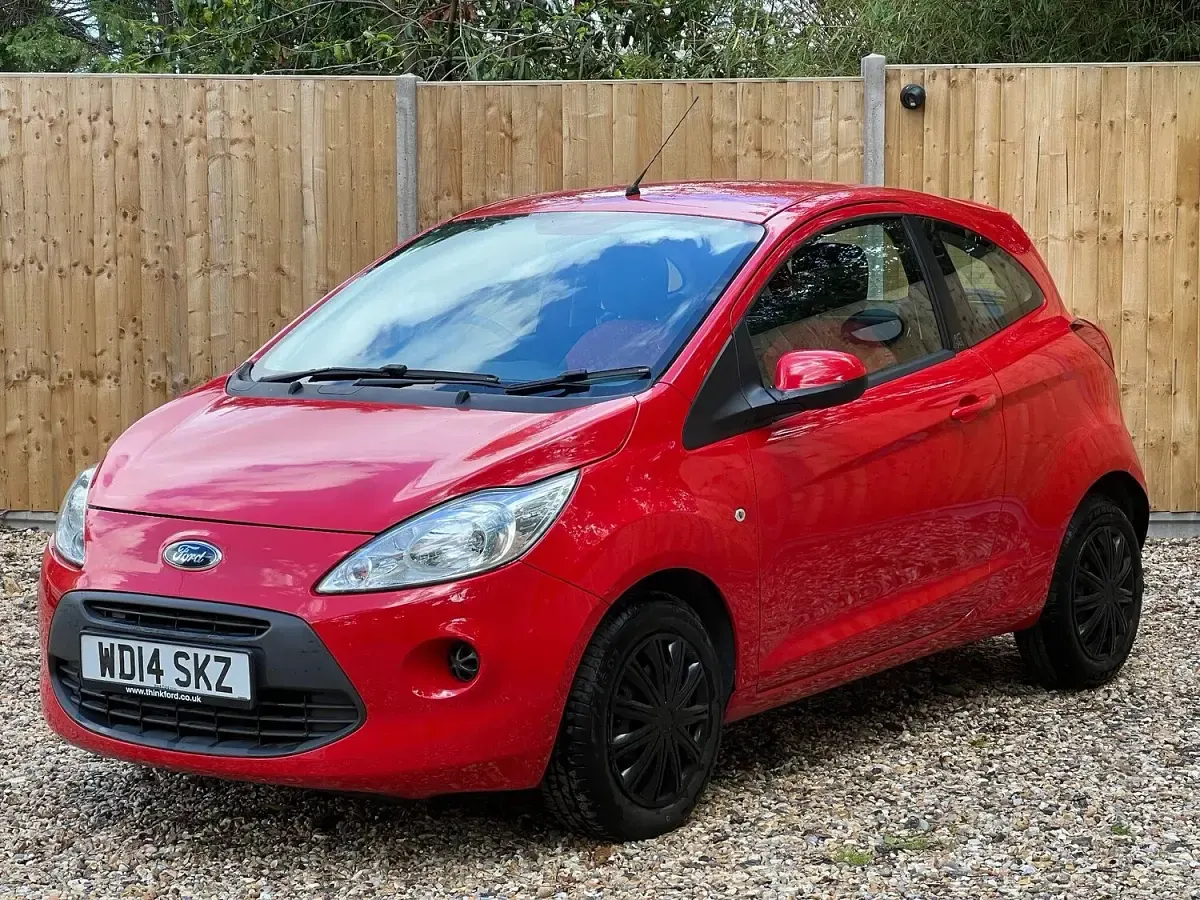 Used Ford Ka S 69 HP (50 kW) 2014 Red Hatchback