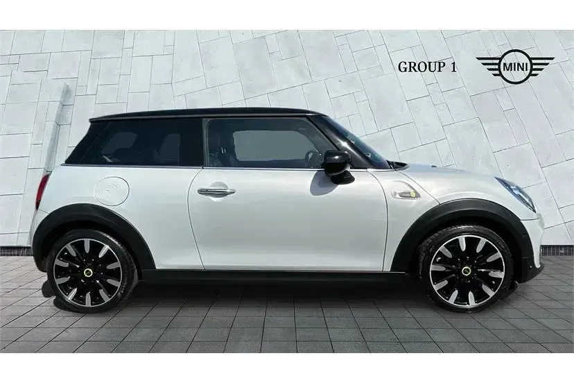 Begagnad Mini Cooper S Level 3 135 kW (184 HK) 2020 Silver Halvkombi