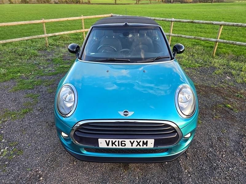 Usado Mini Cooper Cabriolet 2016 Metallic Cabrios