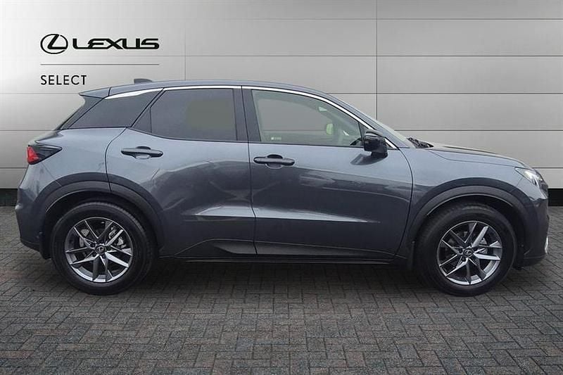 Used Lexus LBX 136 HP (100 kW) 2026 Grey SUV