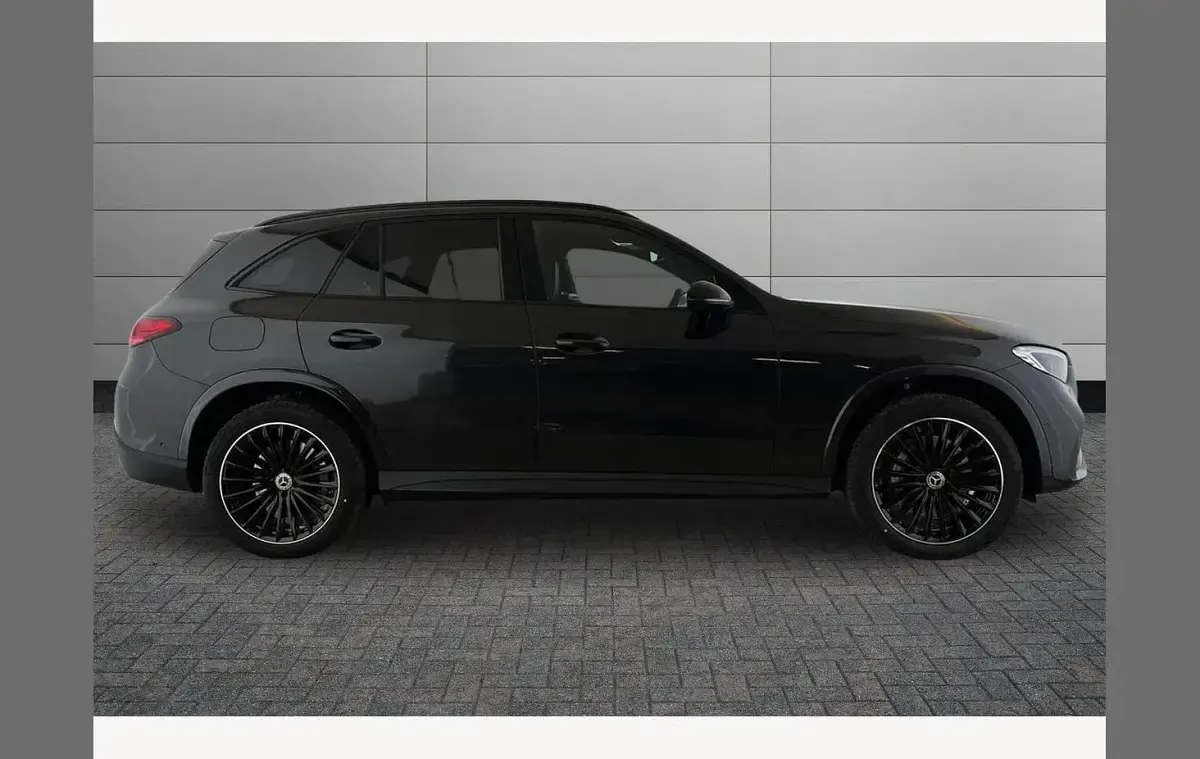Used Mercedes GLC300 Urban 308 HP (226 kW) 2026 Grey SUV