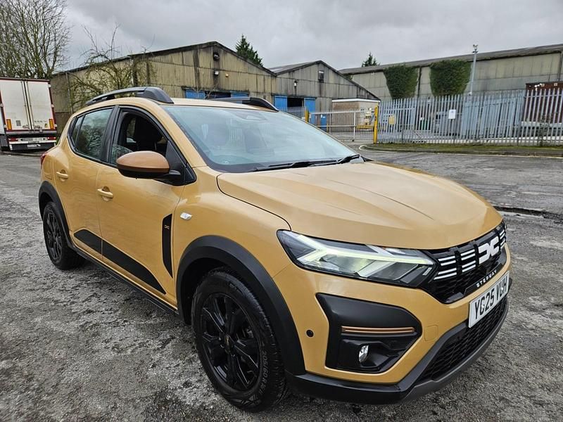 Used Dacia Sandero Extreme 2025 Beige Hatchback