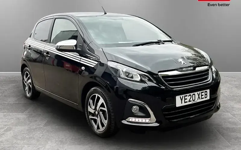 Second-hand Peugeot 108 Collection 72 CP (52 kW) 2022 Hatchback