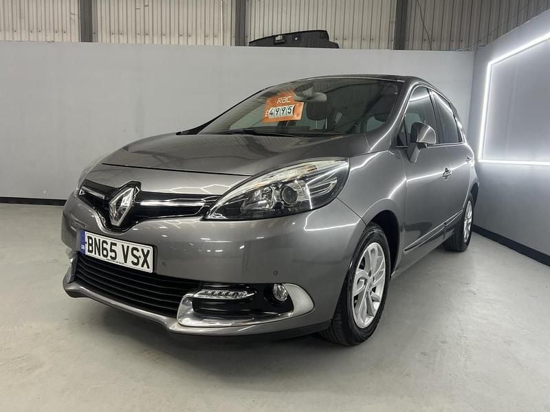 Used Renault Scénic III Dynamique 108 HP (79 kW) 2015 Grey MPV