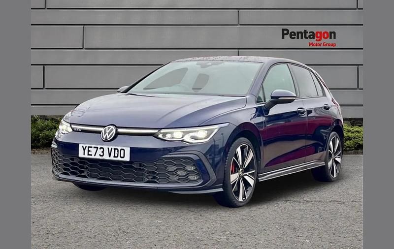Used VW Golf VIII GTE 241 HP (177 kW) 2023 Blue Hatchback