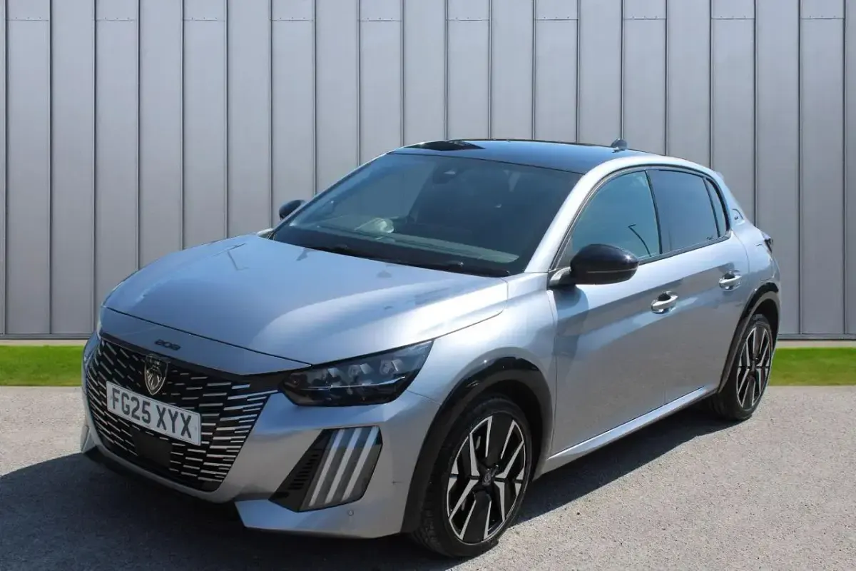 Used Peugeot 208 GT 99 HP (72 kW) 2025 Grey Hatchback