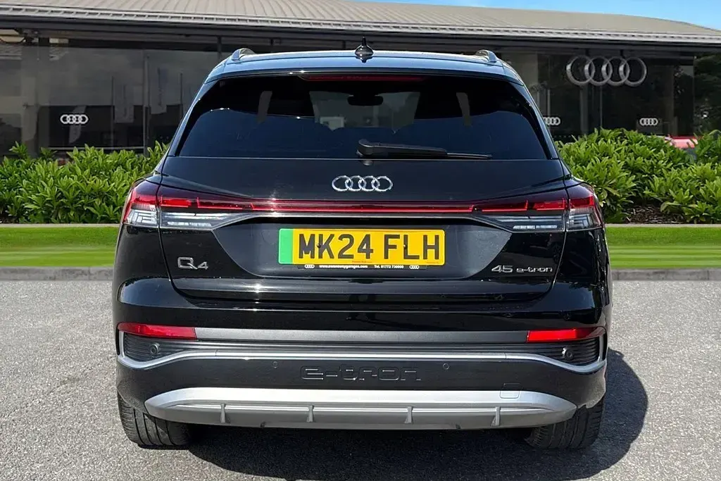 Used Audi Q4 e-tron S-Line 210 kW (286 HP) 2024 Black SUV