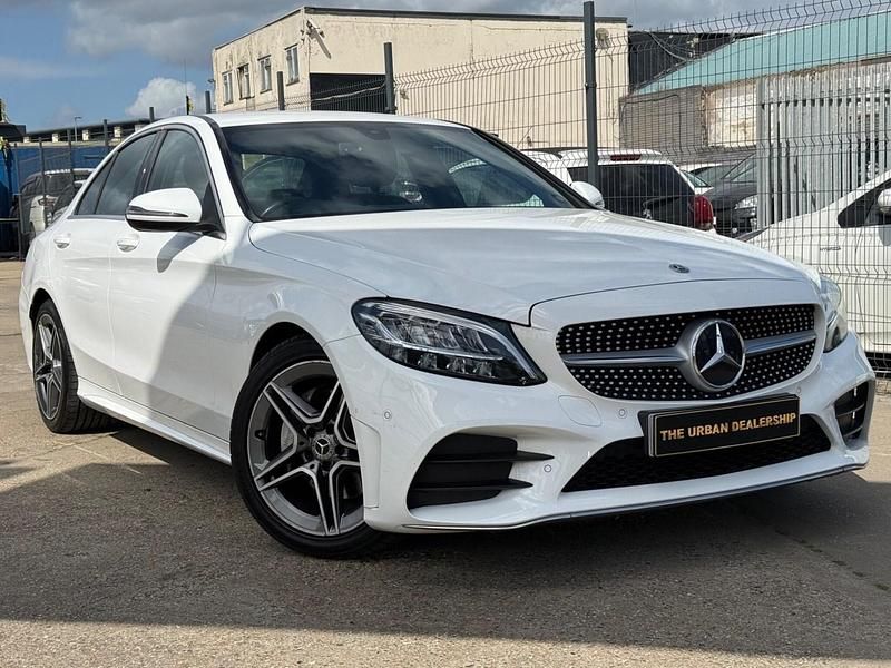 Used Mercedes C200 AMG line 2019 White Sedan