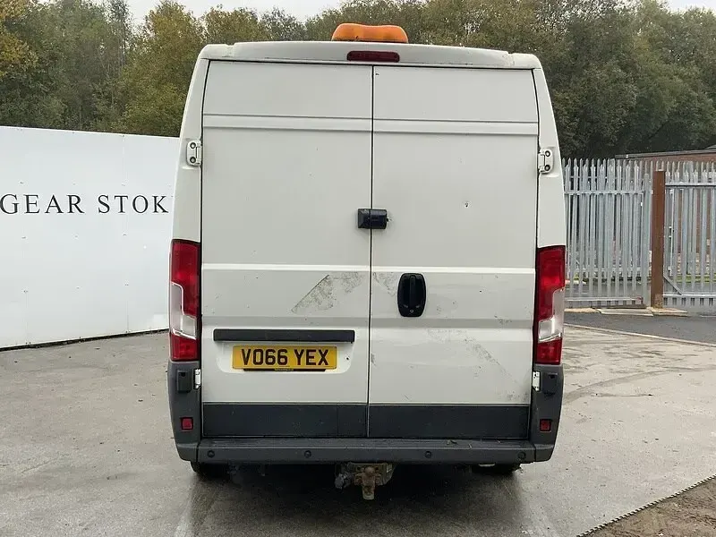 Used Citroën Relay 130 HP (95 kW) 2016 White Van