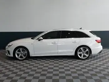 Used Audi A4 S-Line 204 HP (150 kW) 2024 White Estate