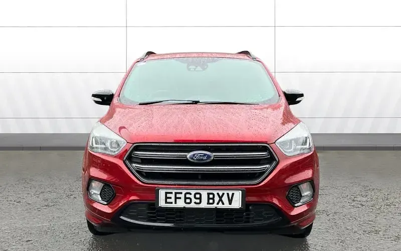Used Ford Kuga ST-Line 180 HP (132 kW) 2019 Red SUV