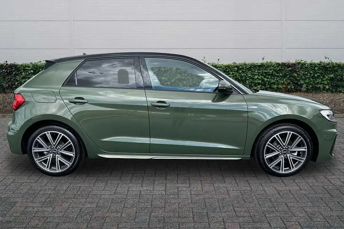 Used Audi A1 S-Line 2026 District green, metallic SUV