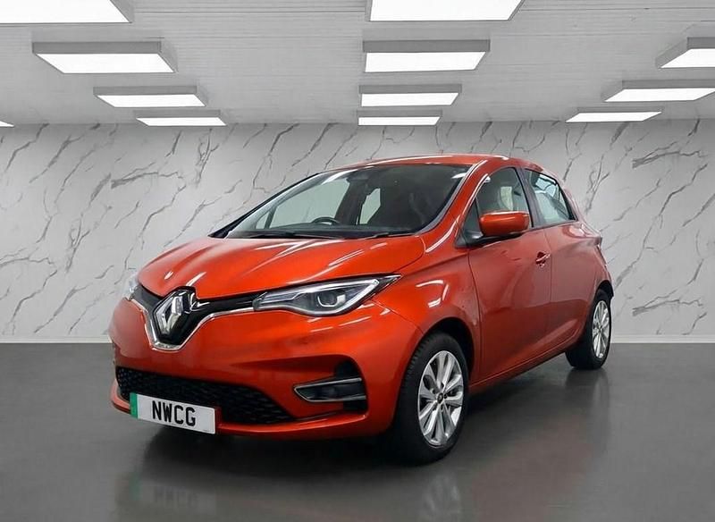 Used Renault Zoe Iconic 80 kW (109 HP) 2021 Red Hatchback