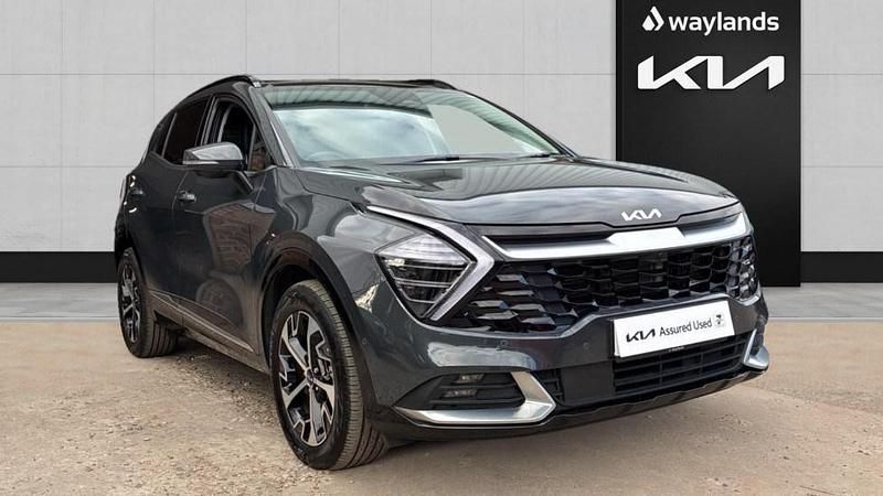 Grey Used 2023 Kia Sportage 4 SUV | £28,795 (Fair price) - Image 1/4