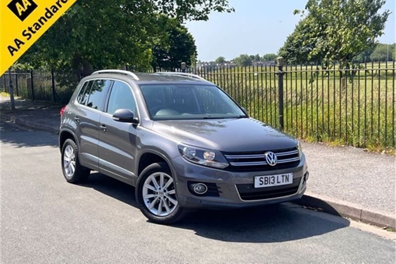Grey Used 2013 VW Tiguan SE SUV | £5,995 (Fair price) - Image 1/4