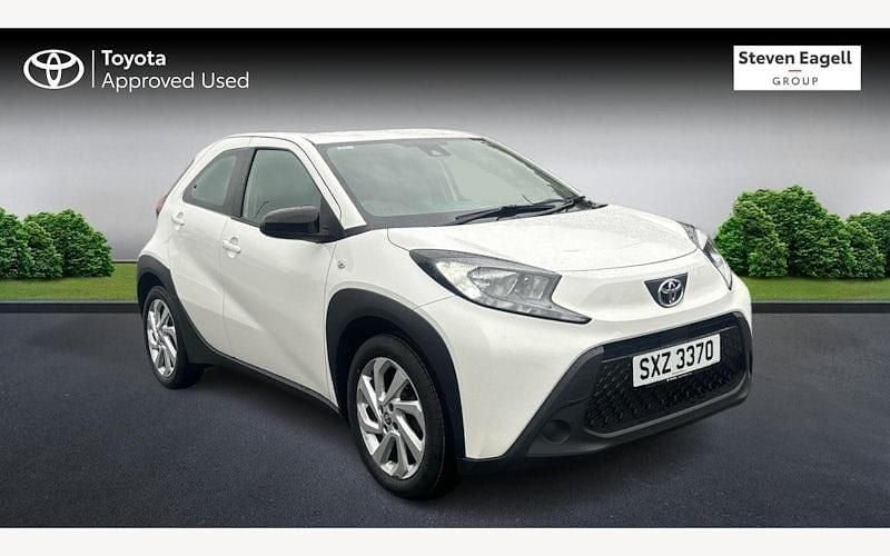 Used 2025 Toyota Aygo PURE Hatchback | £11,673 (Good price) - Image 1/4